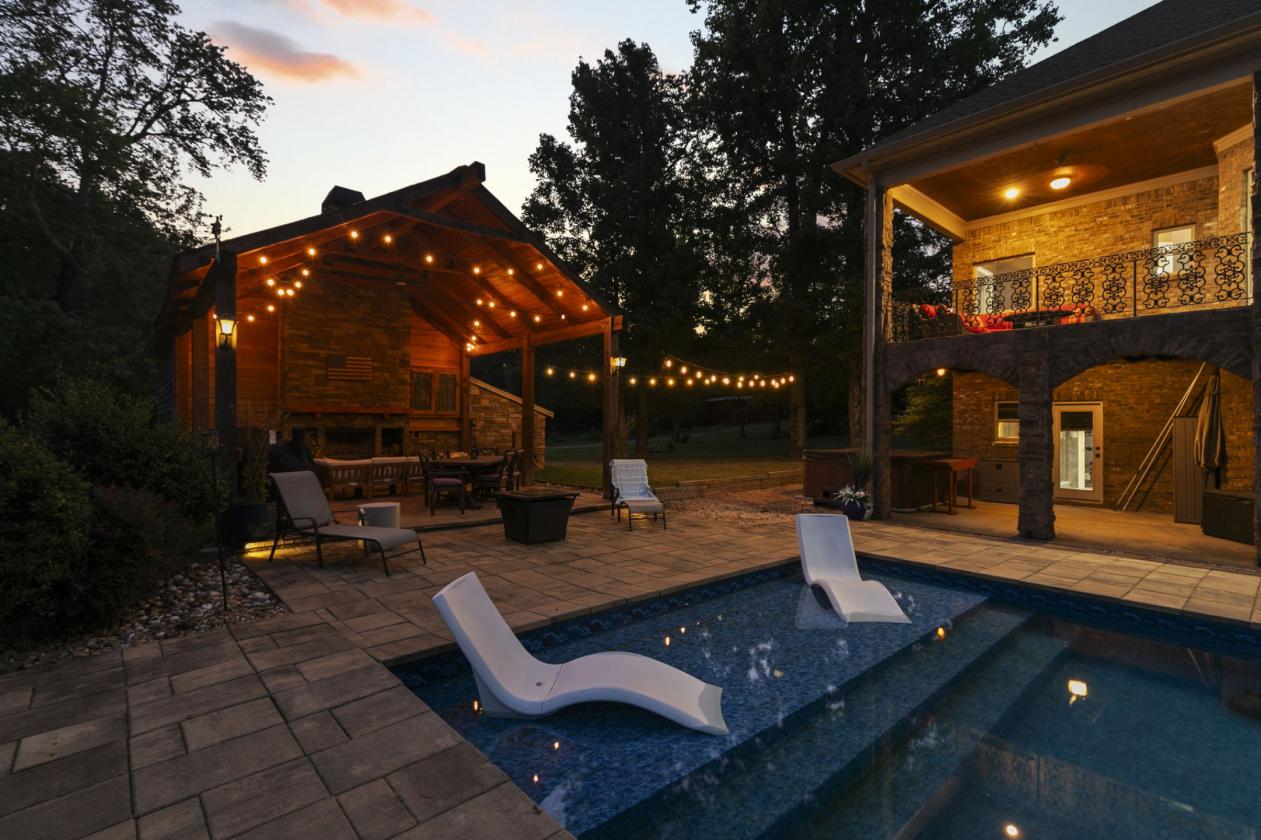 Luxury Horse Estate | Pool & Mountain Views - photo 5