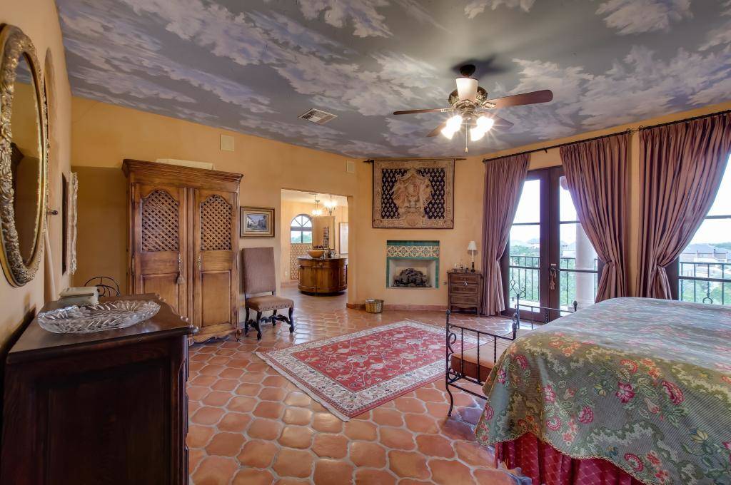 HORSES AND CITY AMENITIES San Antonio, Bexar County, Texas Horse