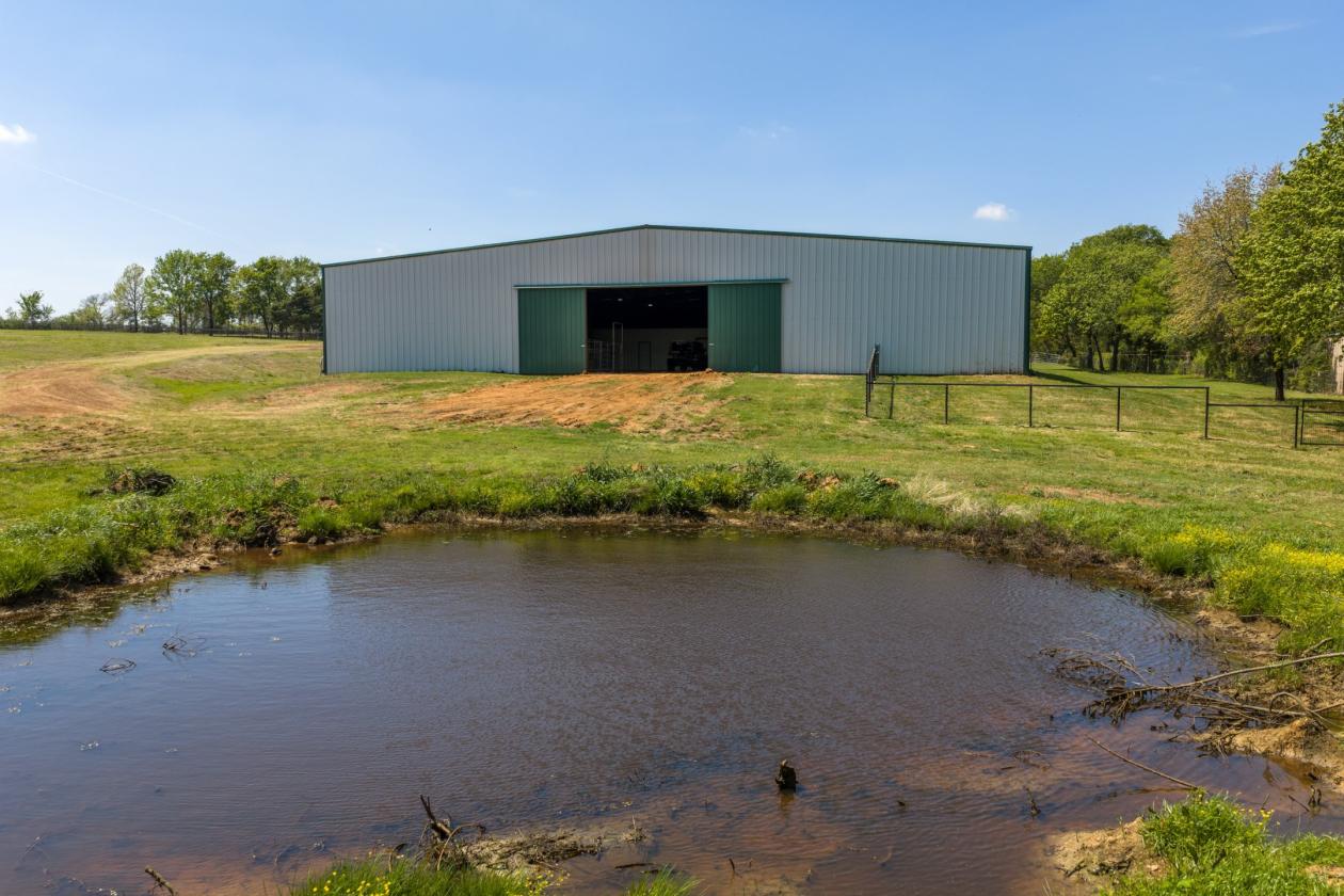 Prime Horse Property with Endless Potential - photo 23