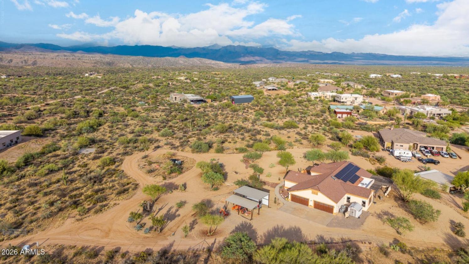 2.5 ACRES w/ CUSTOM HOME - JUST NEEDS HORSE SET-UP - photo 4