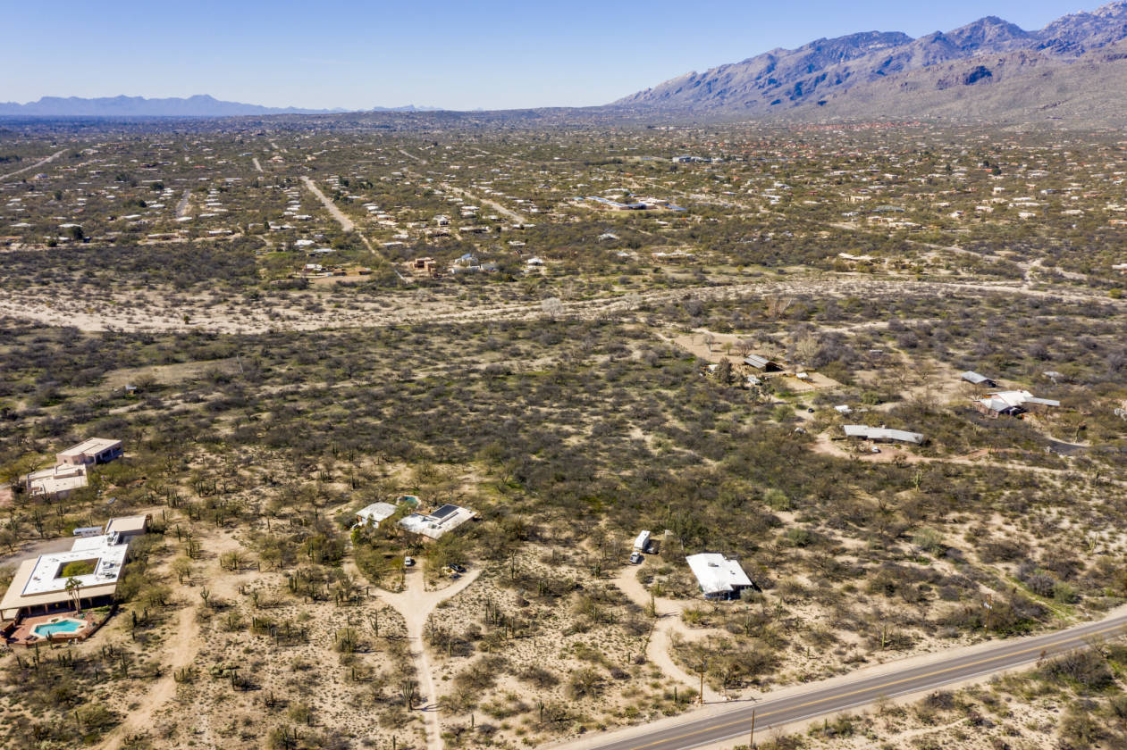 9.95 Acres of Horse Property in the Tanque Verde Valley... Tucson