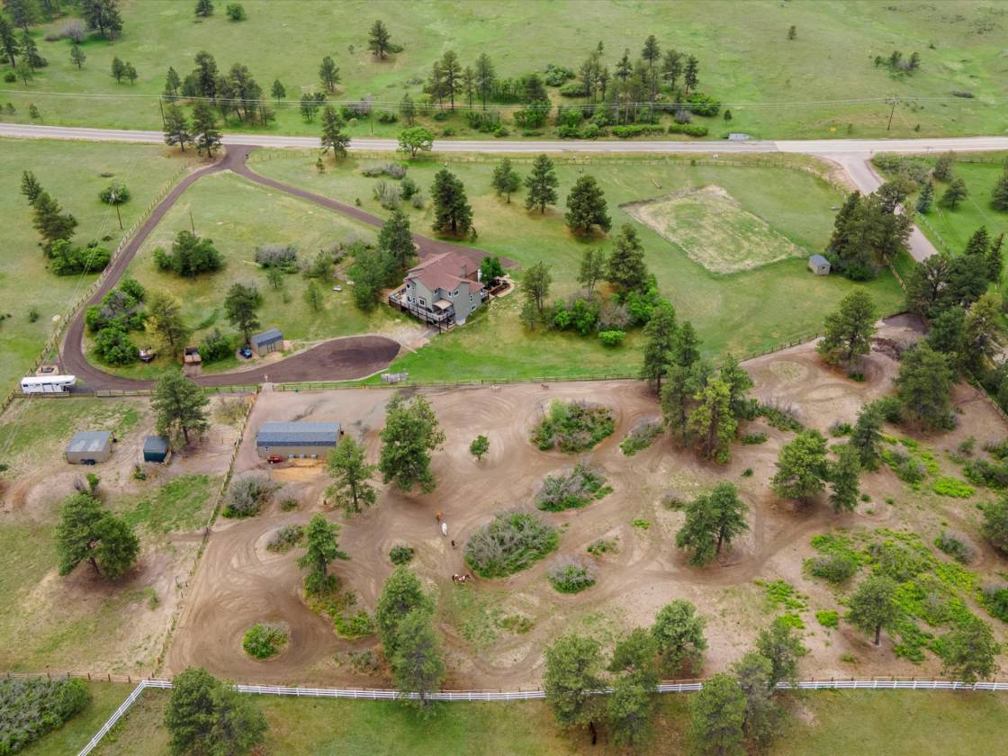 Horse Property for sale.