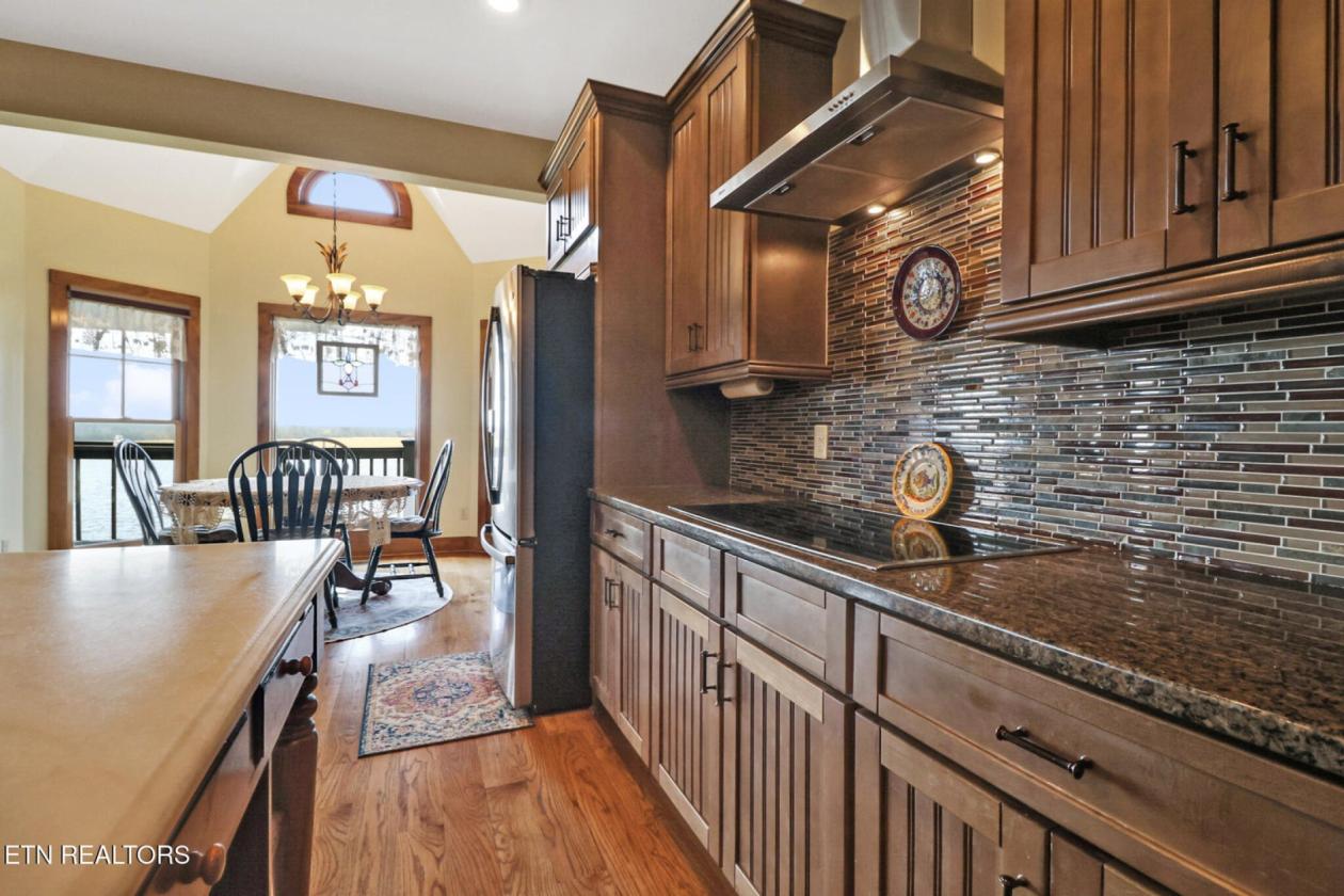 Lakefront Equestrian Estate - photo 11