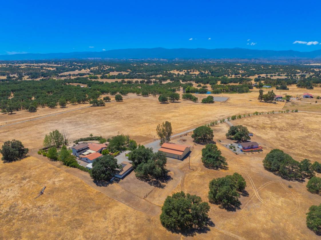 Horse Property for sale.