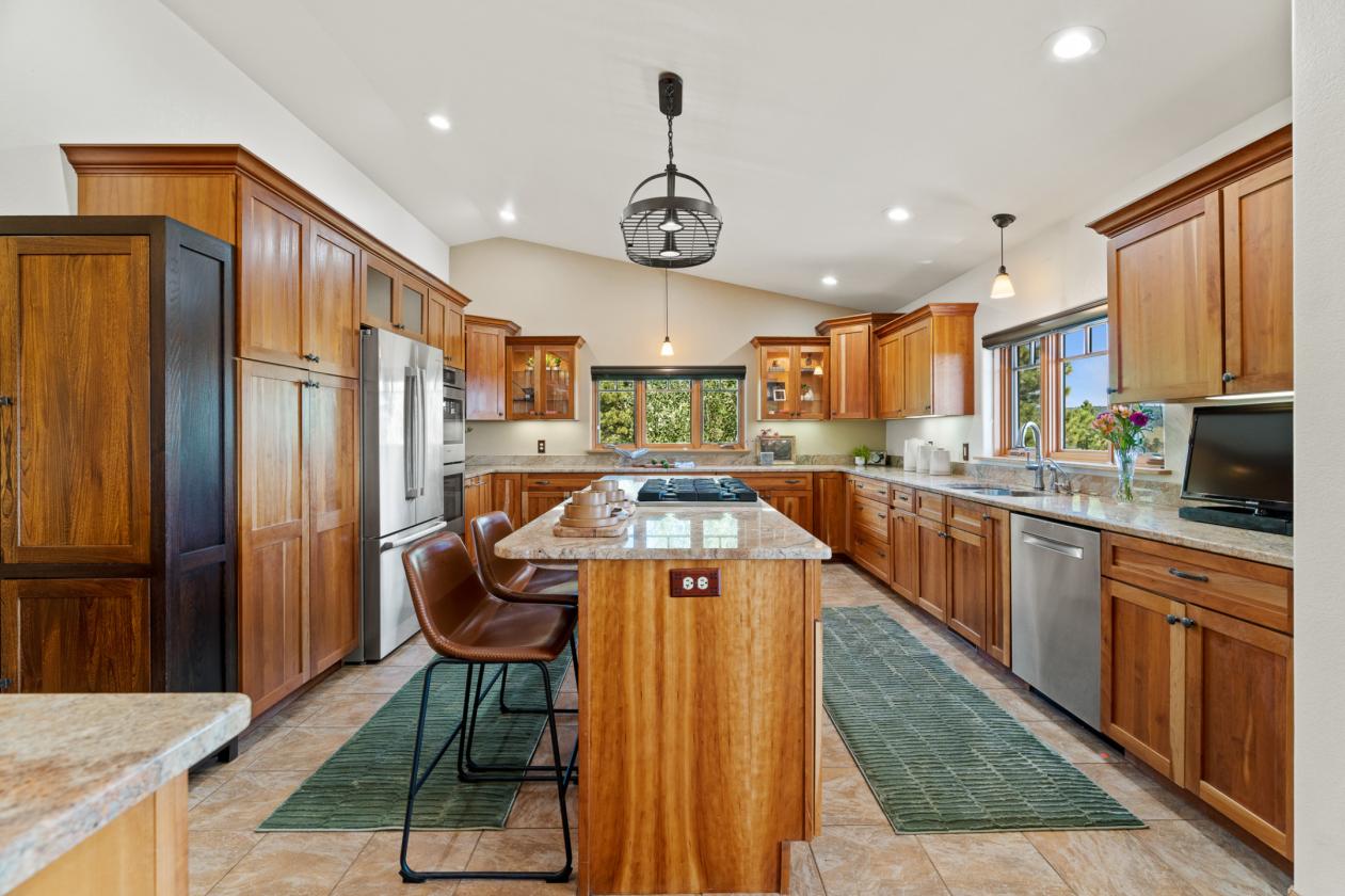 Extraordinary Opportunity to Own Why Knot Ranch - photo 8