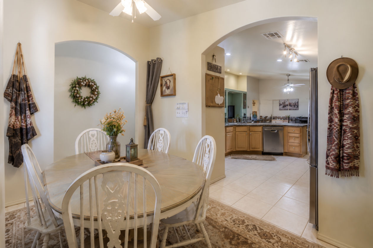 7.23 IRRIGATED ACRES, Arena, Workshop, Casita - photo 6