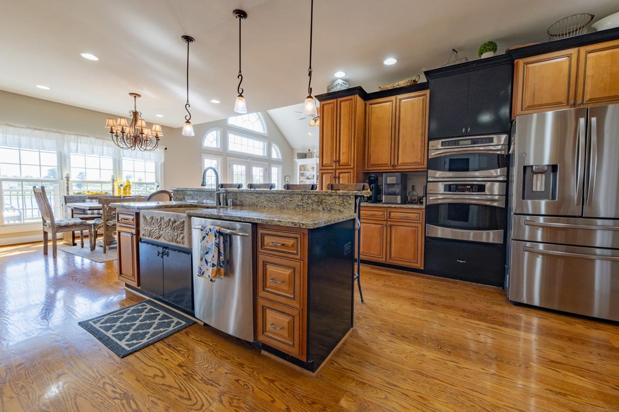 LUXURY HOME IN AMAZING EQUESTRIAN COMMUNITY - photo 12