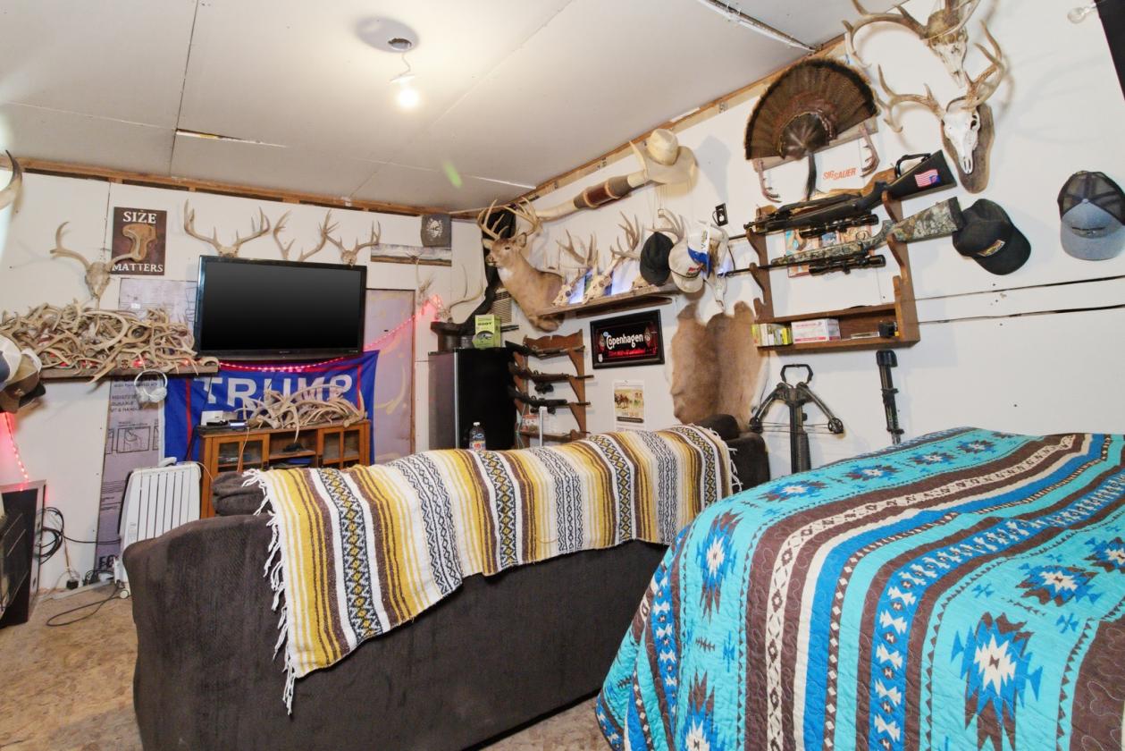 Spear M Cattle Company - photo 24