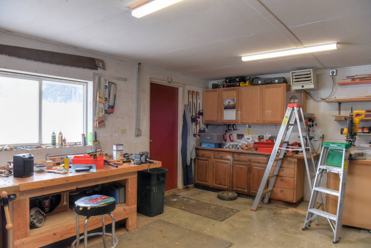 AMAZING ELKHORN ACREAGE READY FOR YOUR HORSES!! Elkhorn, Douglas