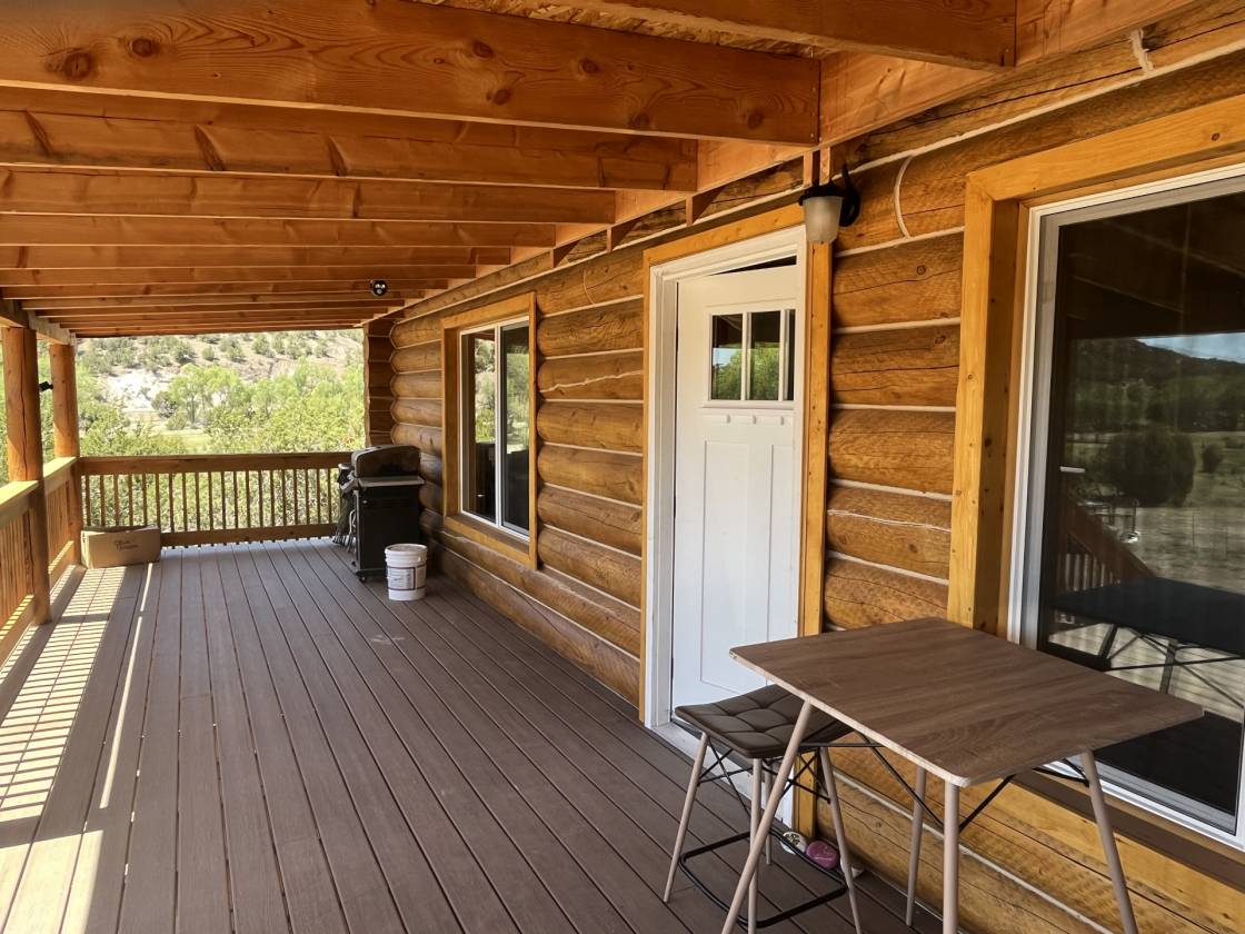 Luxury Lodge on 27 Acres with guest cabin - photo 10