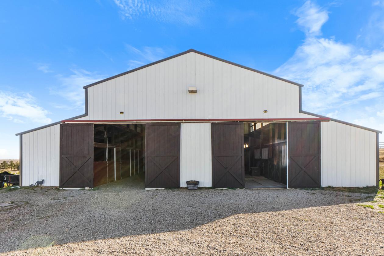Exceptional Income-Producing Equestrian Property! - photo 26
