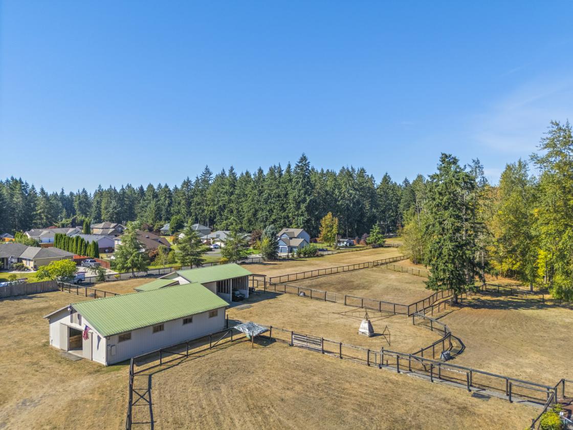 Endless Opportunities on over 5.5 acres - photo 6
