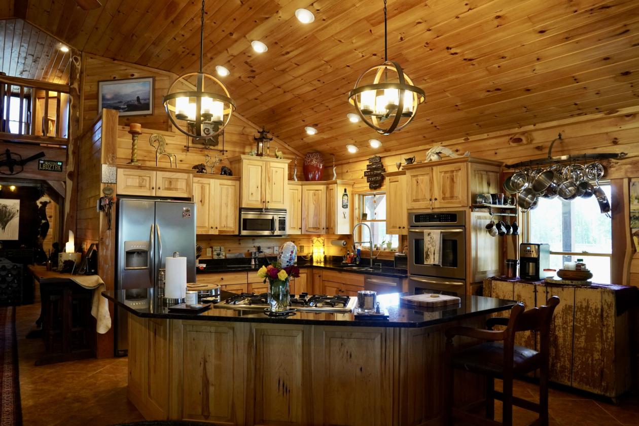 Exceptional gated equestrian estate - photo 12