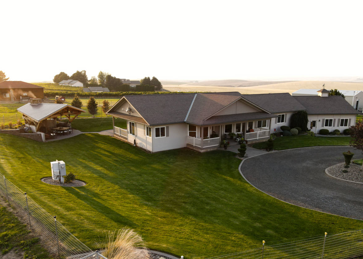 Horse Property with Views Walla Walla, Walla Walla County