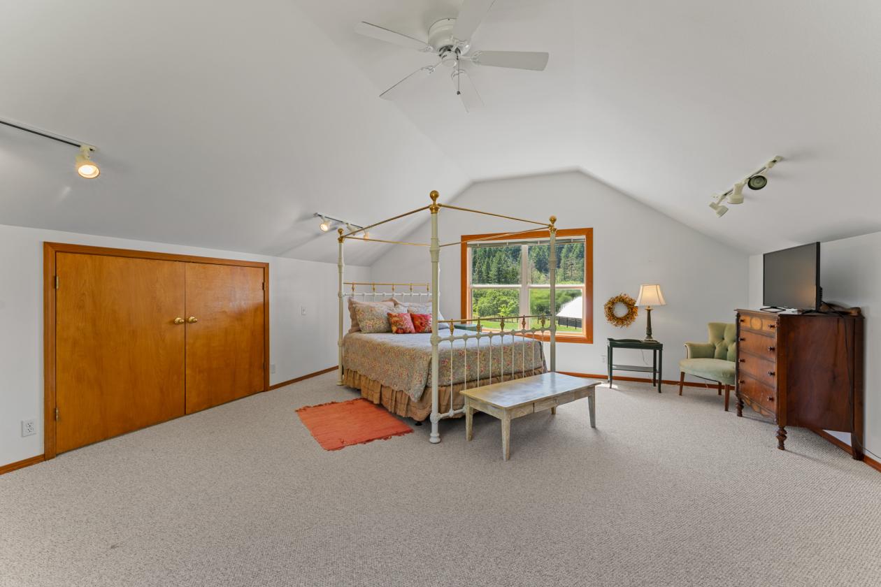 Wine Country Horse Farm with Guest Cottage! - photo 17