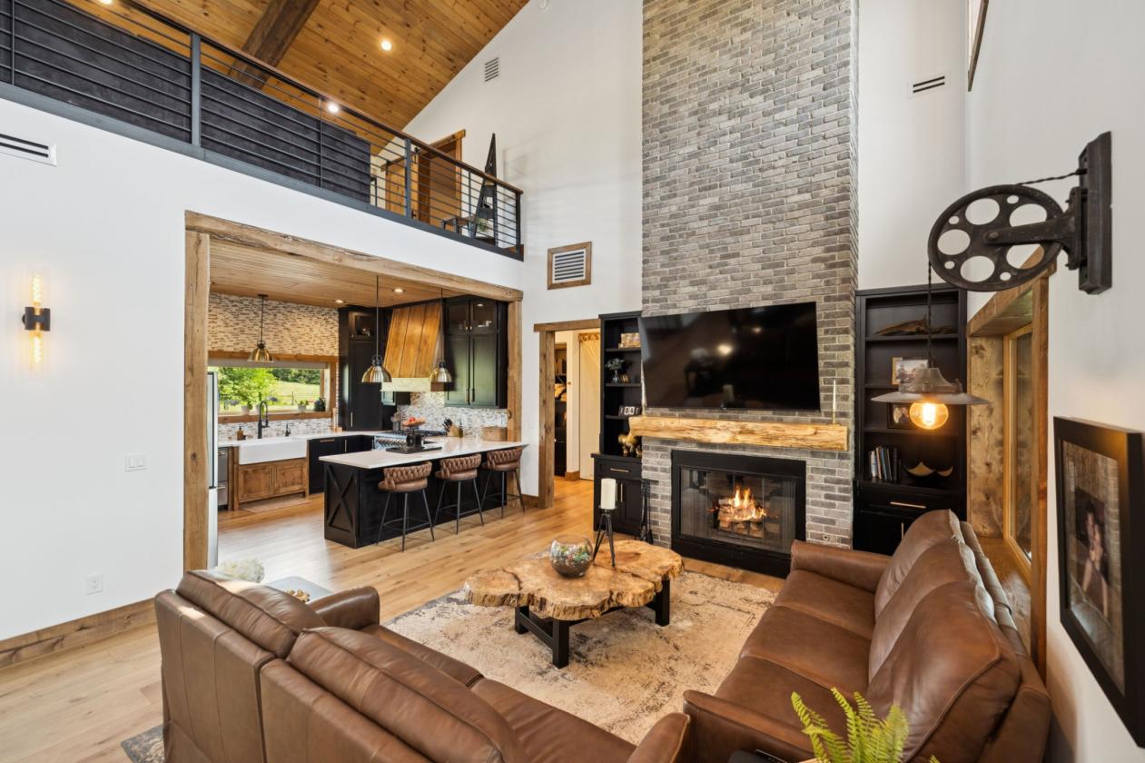 Private Estate with Barndominium - Horse Haven! - photo 6