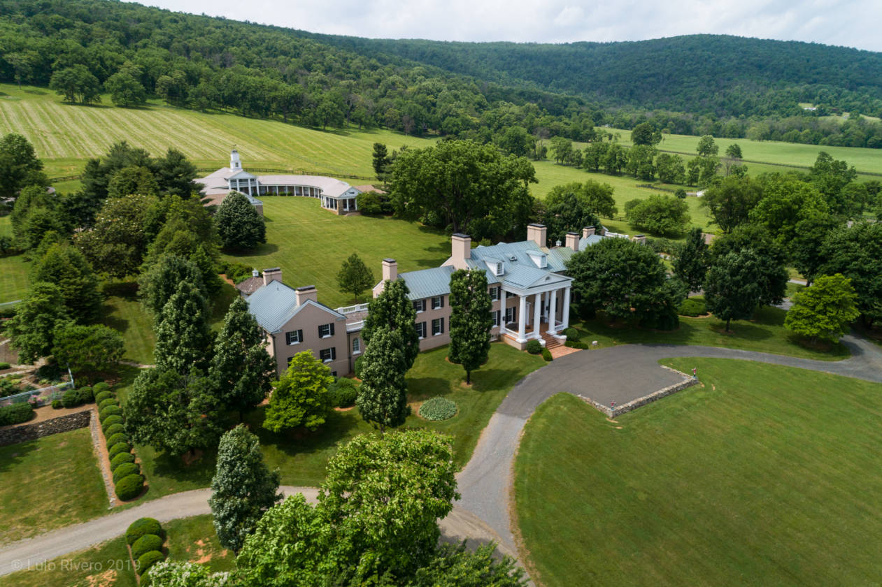 Grand Equestrian Estate at the Foot of the Blue Ridge... Upperville, Loudoun County, Virginia