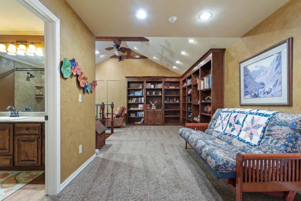 9.99 Acres in a park-like setting - photo 8