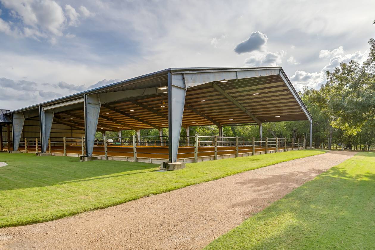TK Trails | 8-Stall Barn | Covered Arena - photo 21