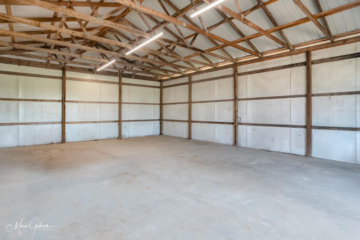 Fully Renovated Luxury Equestrian Estate - photo 26