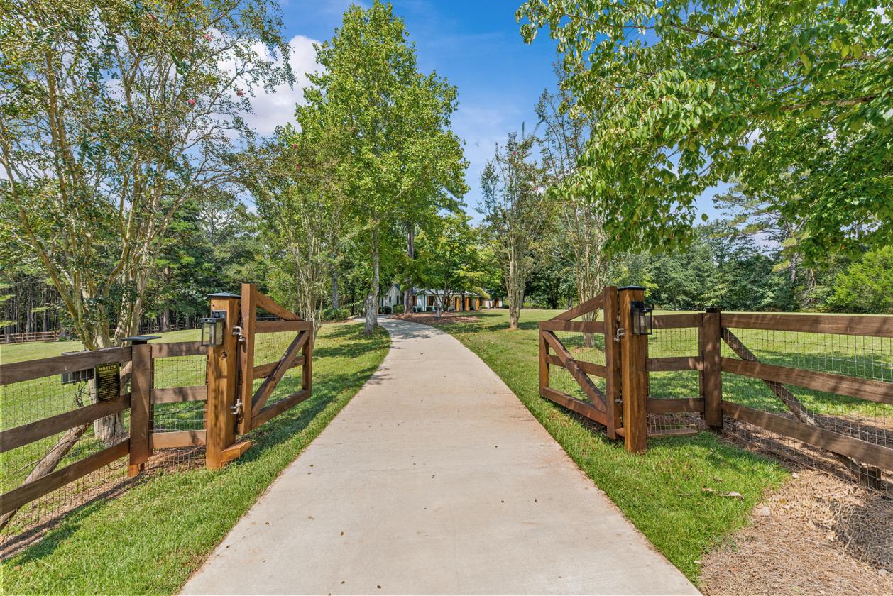 Horse Property Minutes from UGA - photo 2