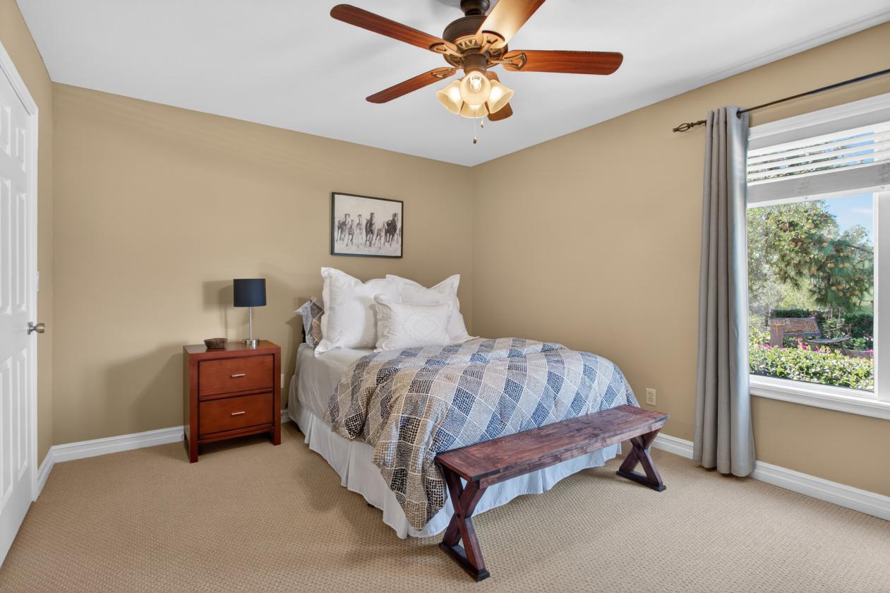 Private Sanctuary in La Cresta Equestrian Community - photo 21