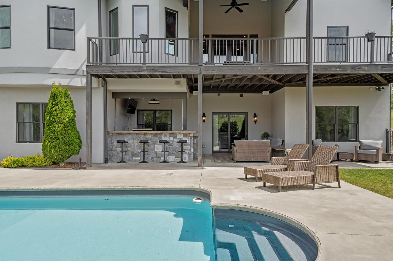 Luxury Home with Equestrian Lifestyle Access - photo 26