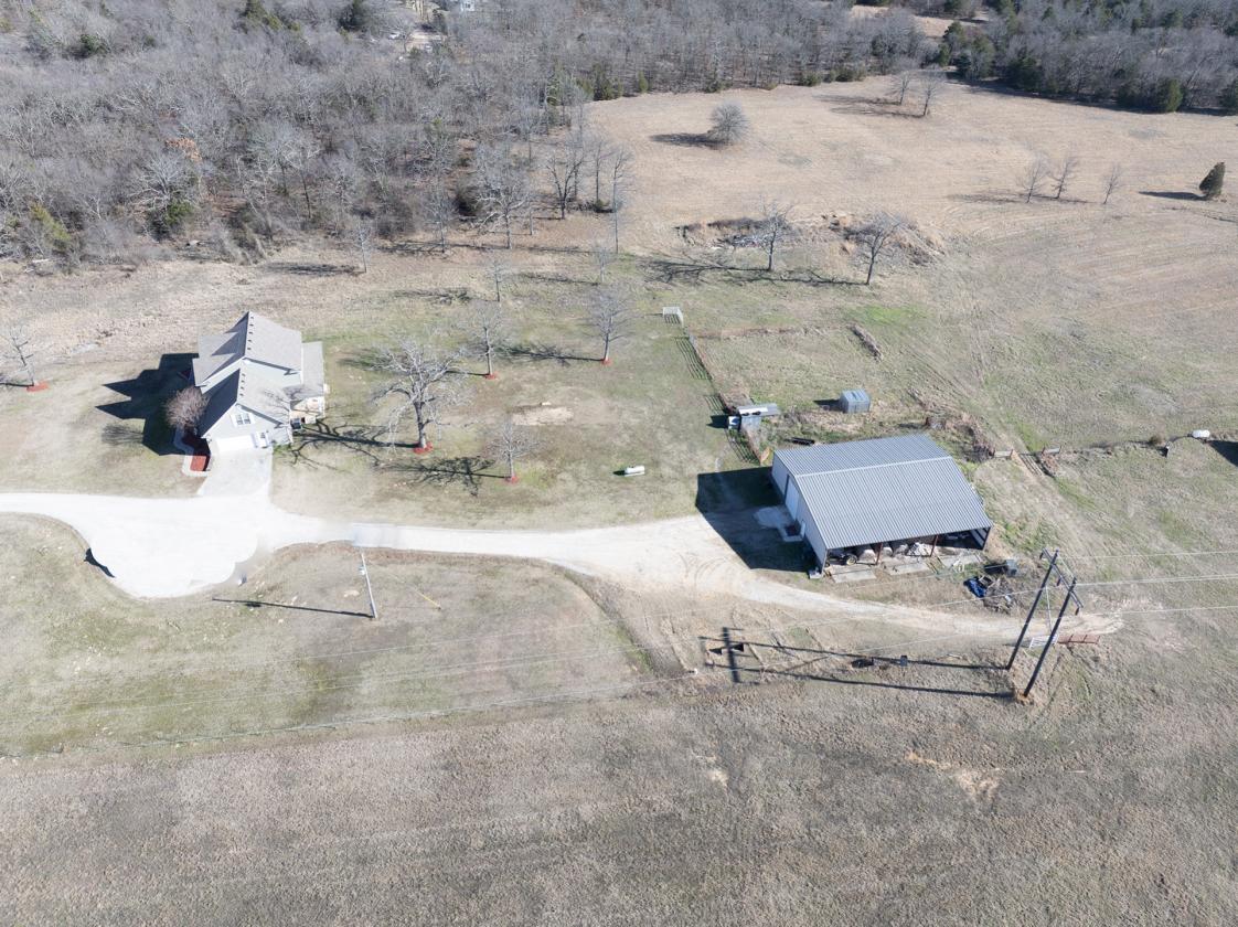 39+/- acre Horse/Cattle Ranch w/ponds - photo 30