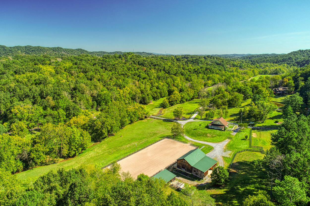 Luxury Equestrian Estate with multiple homes Bristol, Sullivan County