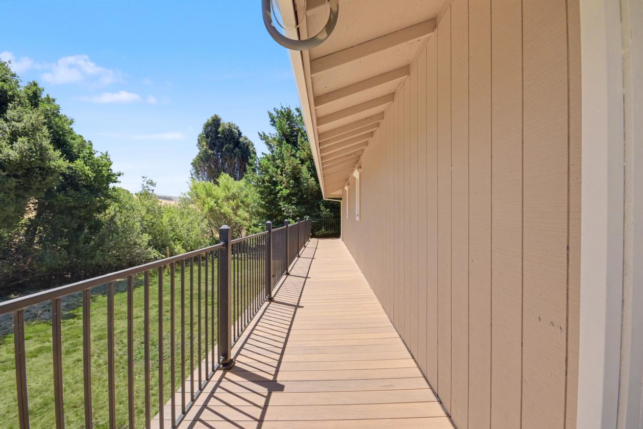 Multigenerational 20 Acre Horse Property Awaits - photo 15