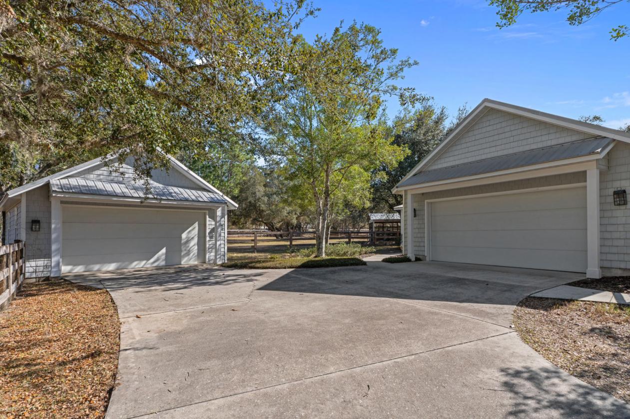 A Rare Equestrian Retreat in Pine Ridge Estates - photo 25