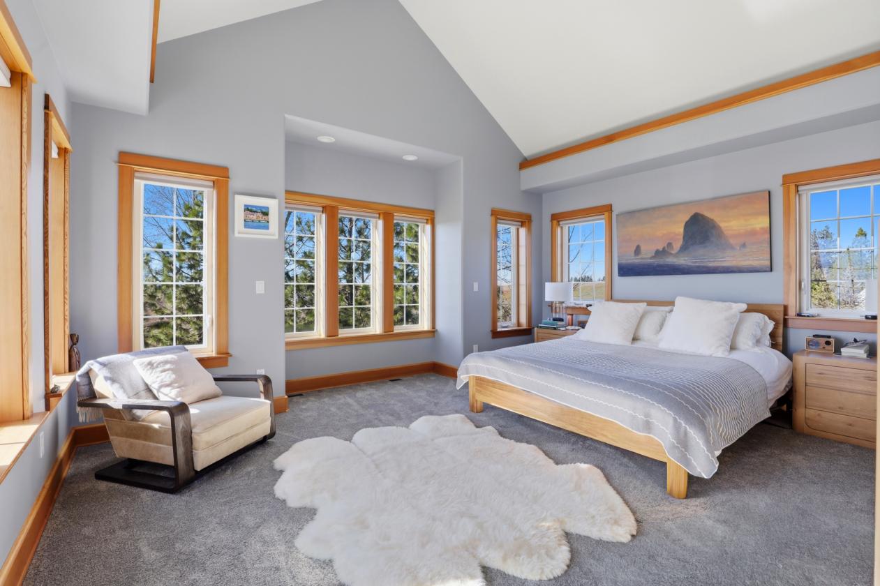 Luxury Home on 10 Acres with Equestrian Potential - photo 16