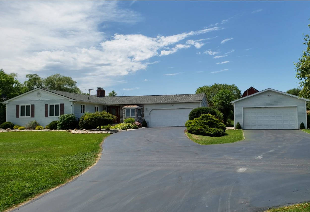 Bruce Township, MI Ranch home on a 4 Acre... Bruce Twp., County, Michigan