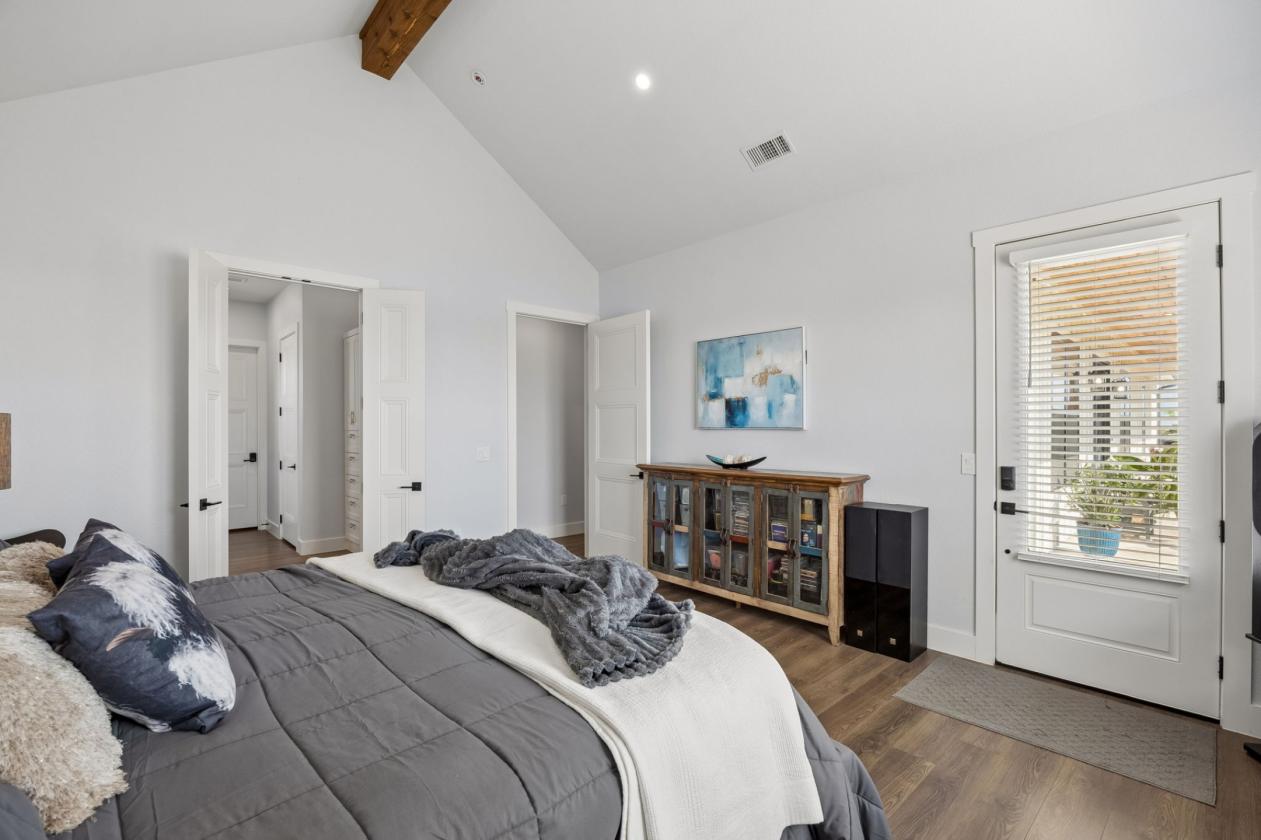 26+ Acres | Modern Farmhouse - photo 10