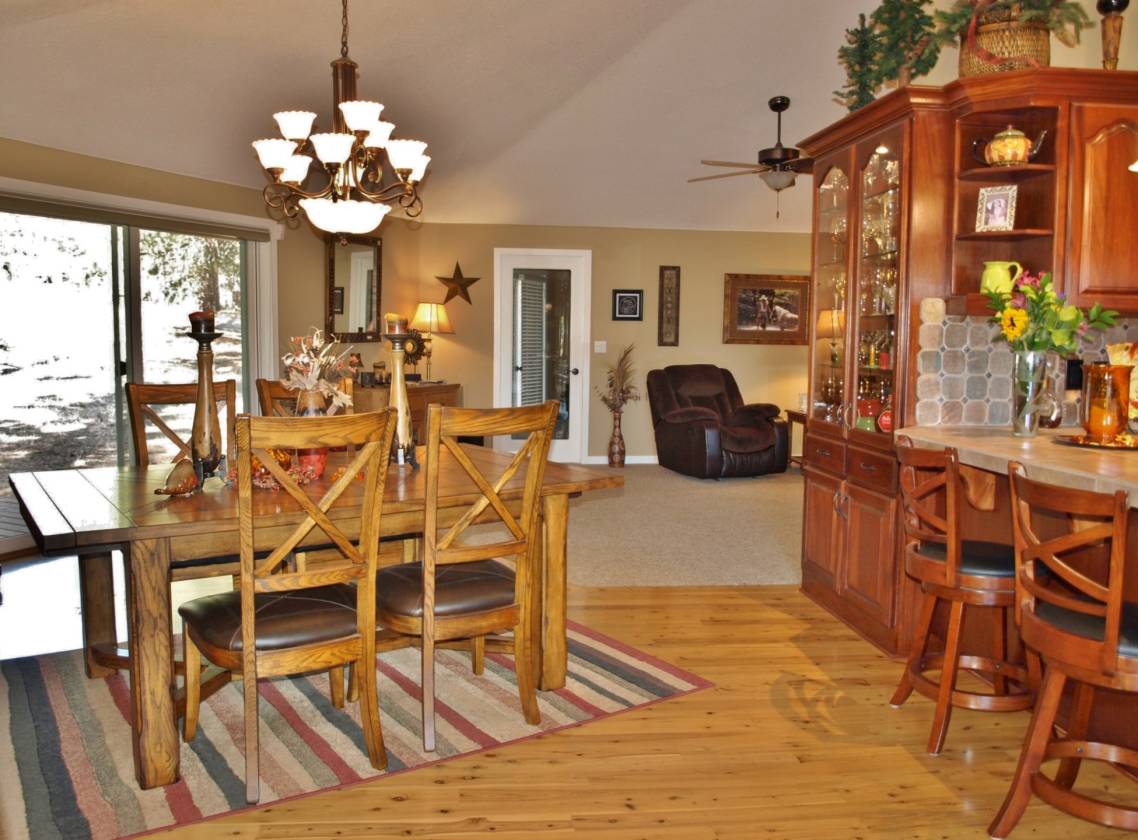 Stunning & Private 6.1 acre Horse Property in Central Oregon Bend