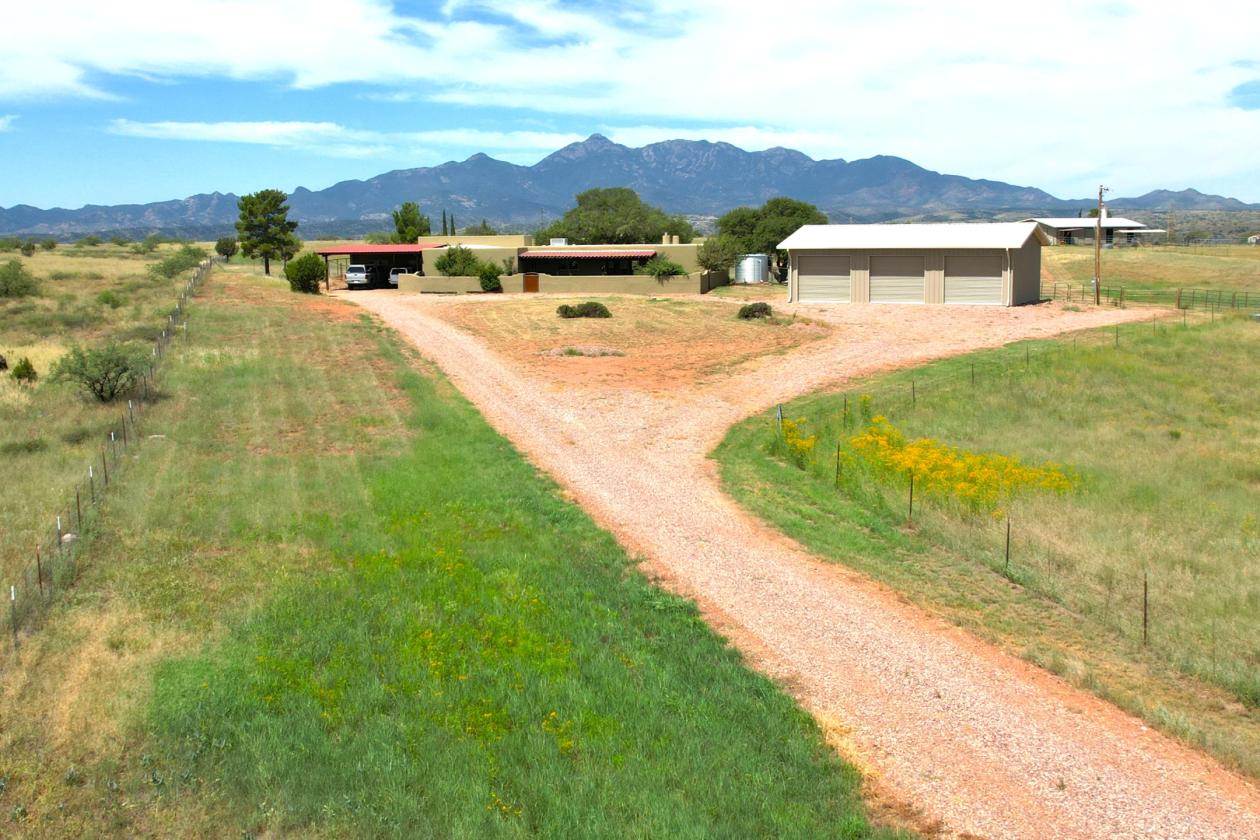 Arizona Horse property Home, Shop, Barn, and Arena - photo 28
