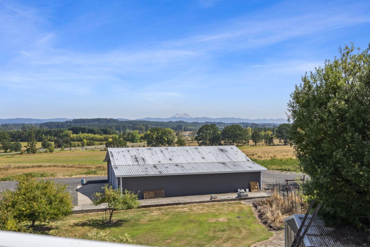 9.7-Acre Country Estate with Pasture & Shops - photo 9