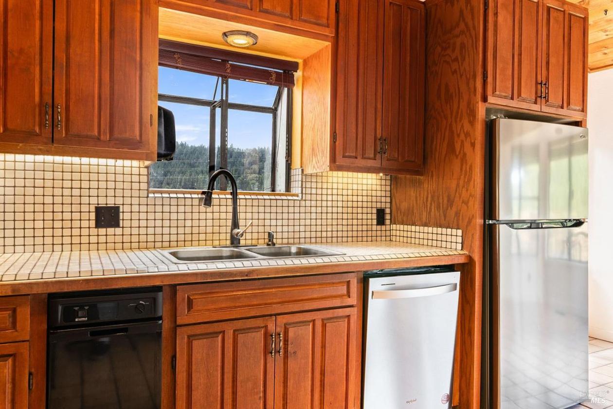 Turnkey Horse Property on ~5 Acres - photo 5
