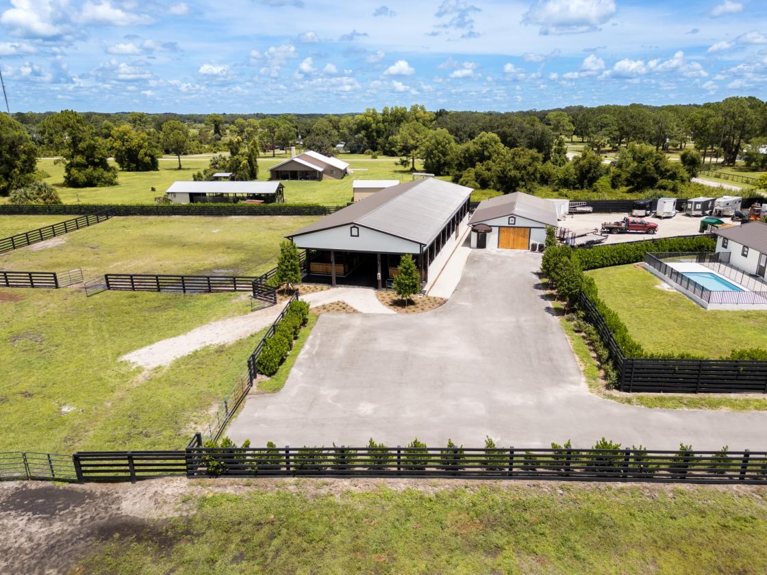 Premier 19.62 Acre Equestrian Estate in SW Florida - photo 9