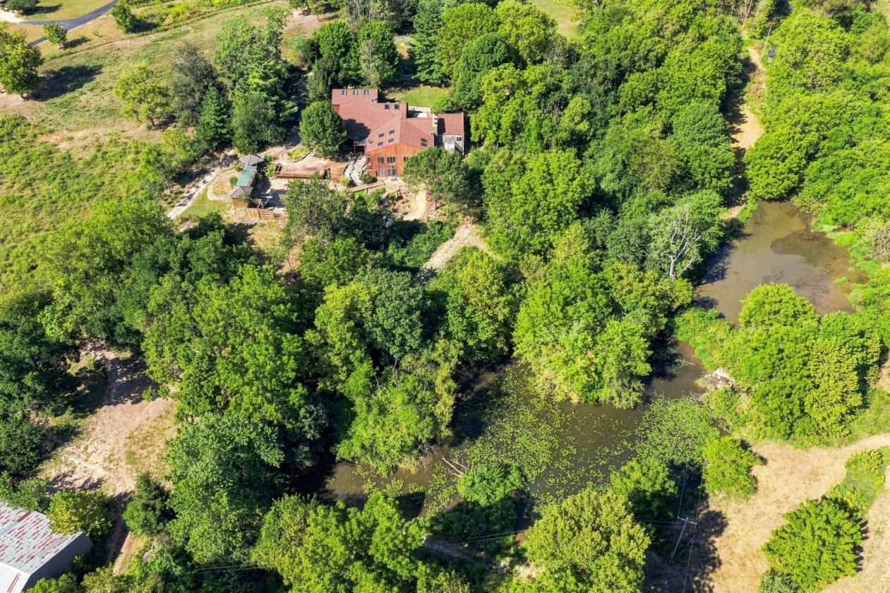 Legacy 56 ac. Estate- 7,800 sqft home, barn, creek - photo 12