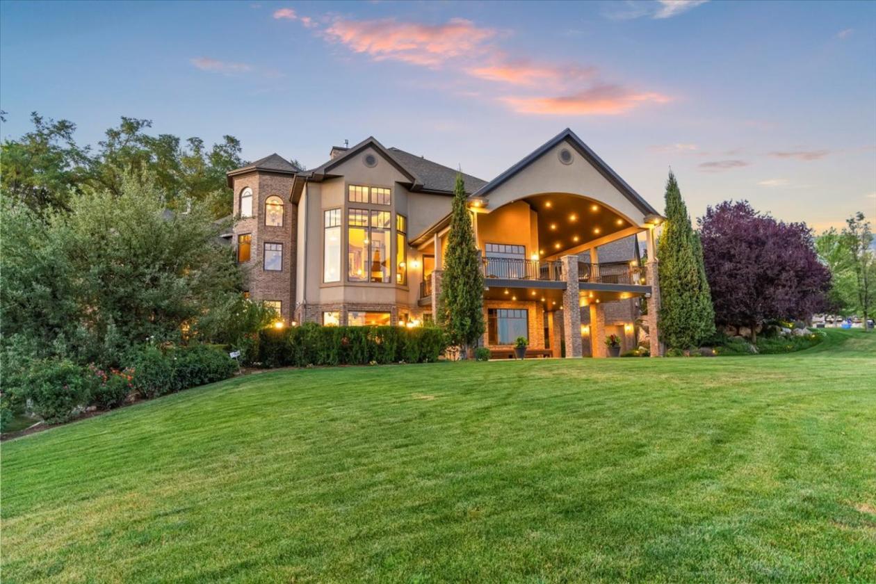 EQUESTRIAN DREAM AND LUXURY LIVING IN ONE - photo 19