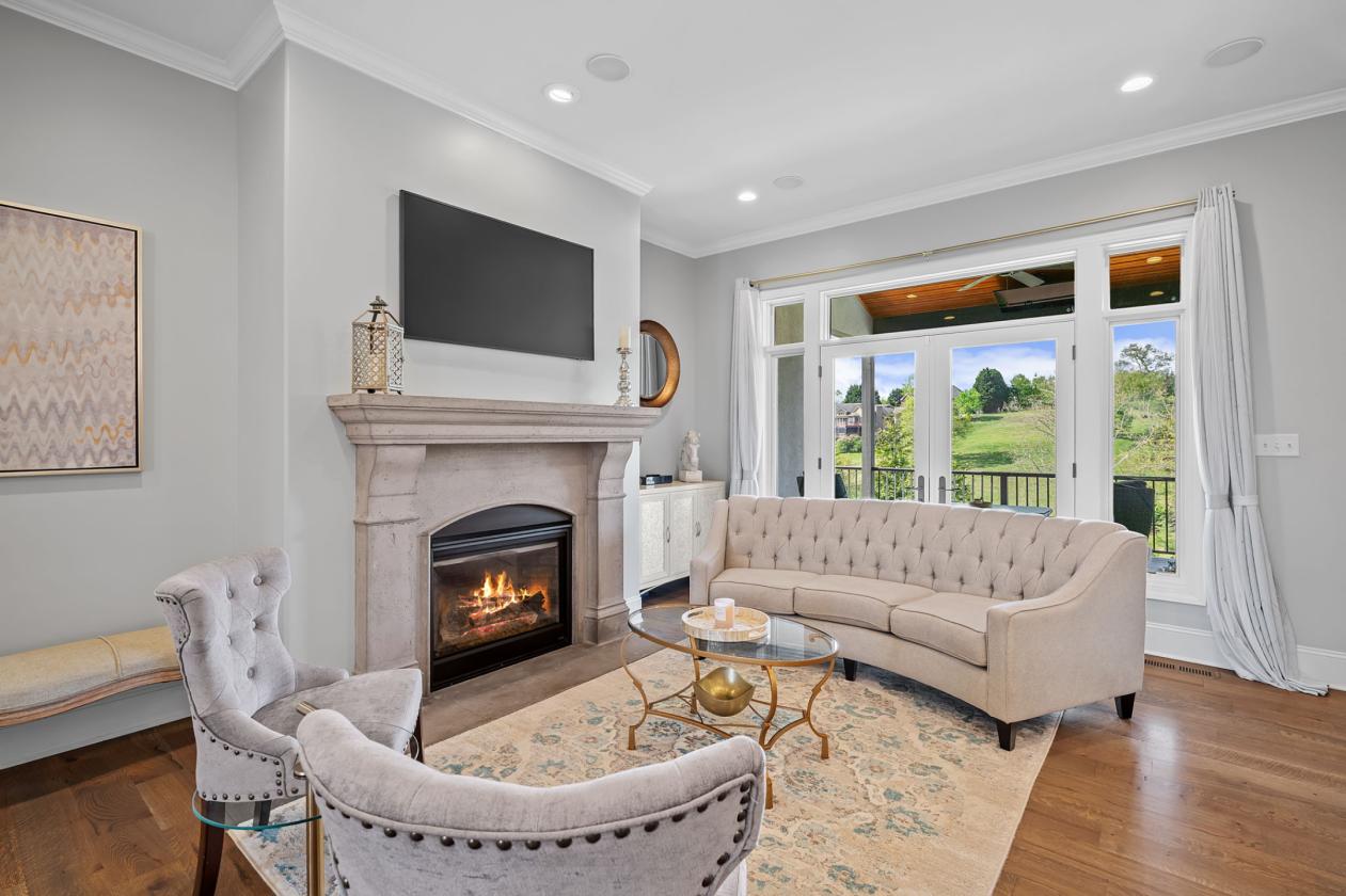 Luxury Home with Equestrian Lifestyle Access - photo 12