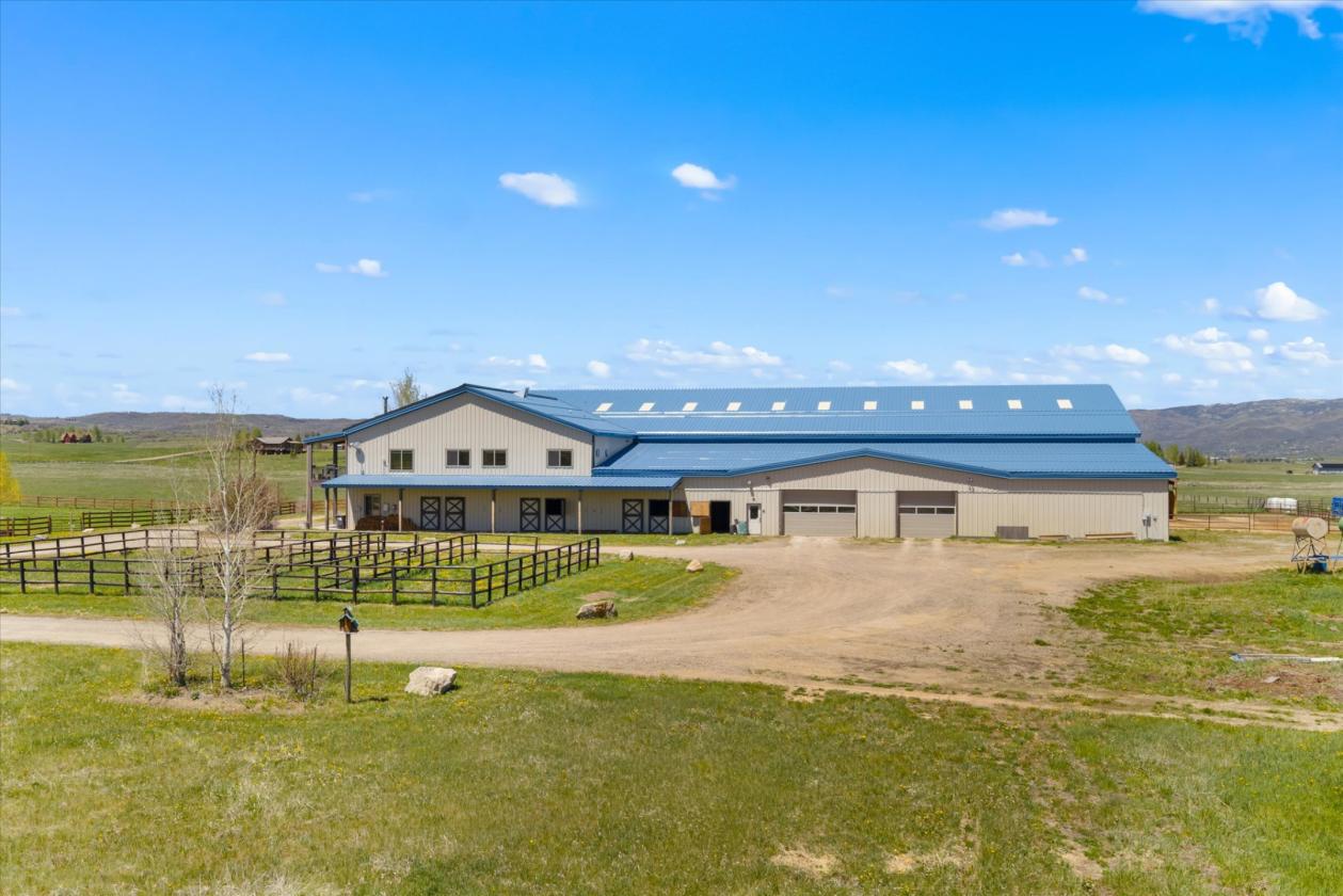 Zen Ranch with Indoor Riding Arena - photo 13