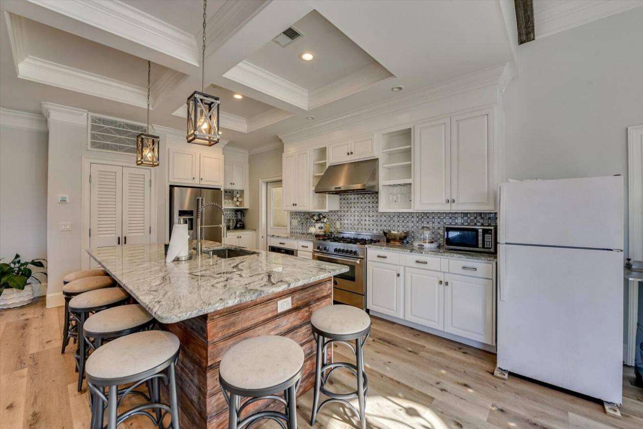 Beautiful 61-Acre Horse Property - photo 17