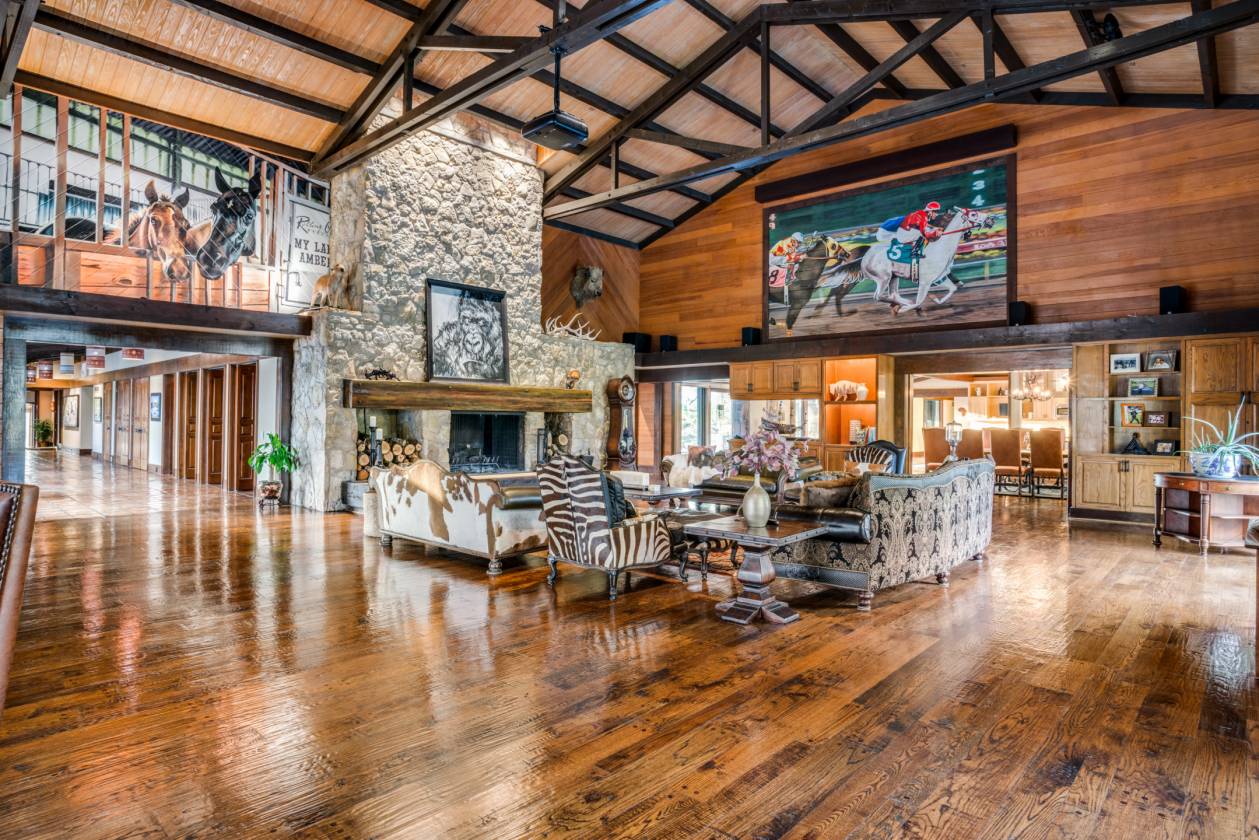 White Bison Ranch - 191 Ac - 1 Hr from Dallas - photo 23