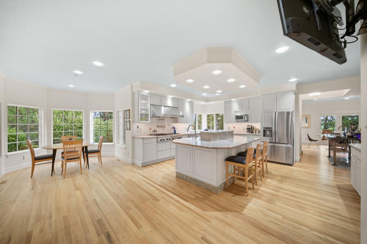 318.25± Acres of Pristine Countryside Living - photo 9
