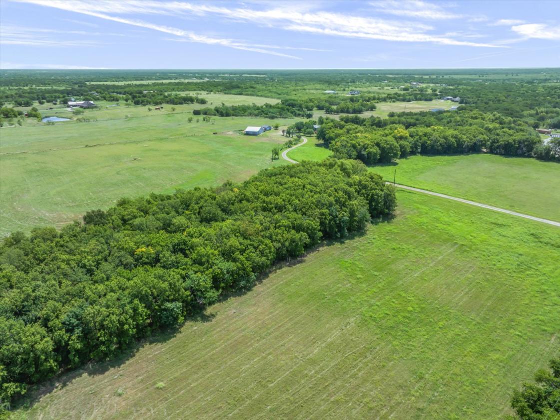 Rare 22.85-Acre Ranch in Rockwall County - photo 5
