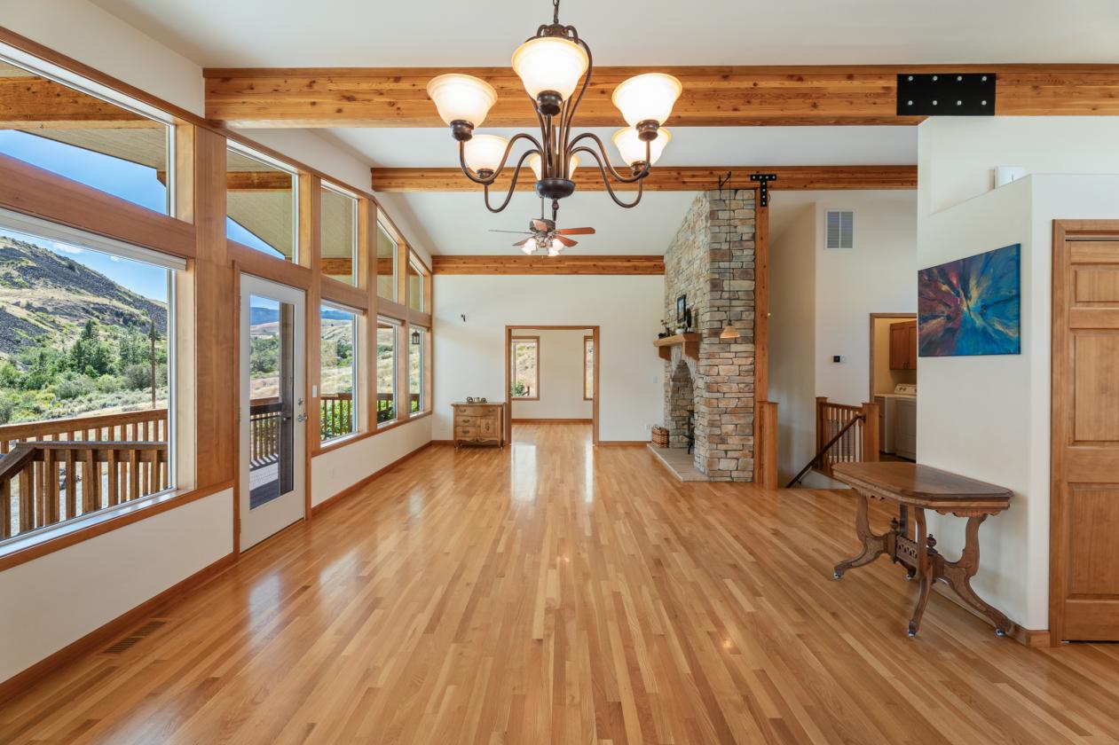 Craftsman Home on 4.66 Acres - photo 10