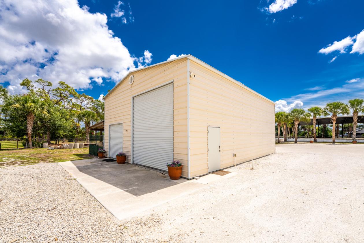 Premier 5 Acre Equestrian Estate - photo 20