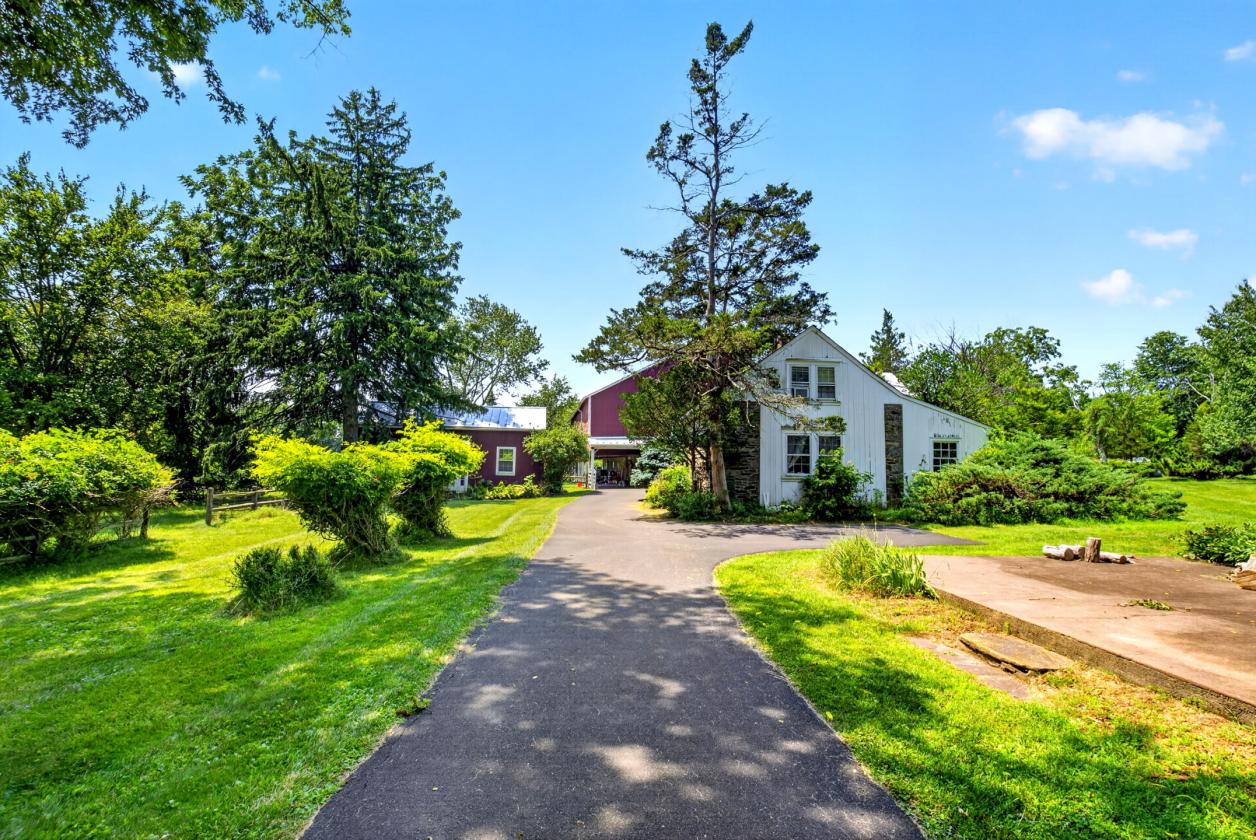 Rare Slice of Americana on 33 Acres - photo 16